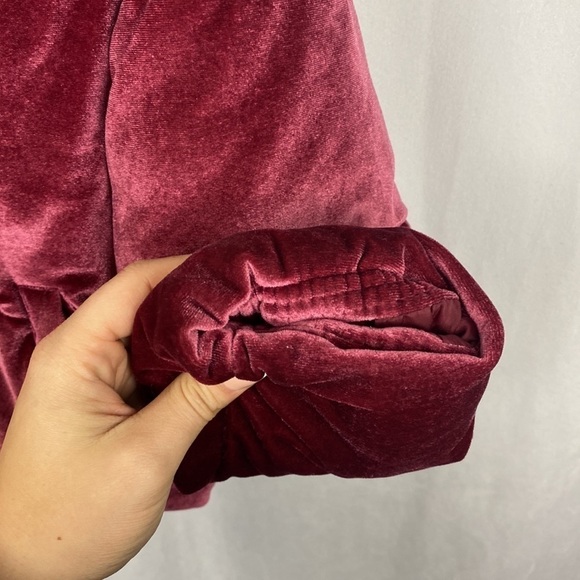 Old NAVY Velvet Dark Pink Puffer Jacket L (10-12) - Picture 5 of 13